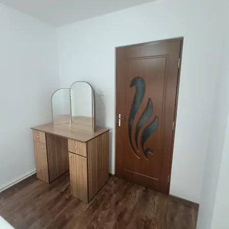 Peter Et Len Soleil , Famille Eforie Nord