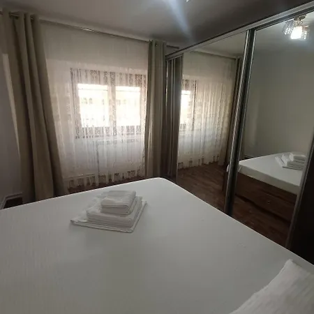 Peter Et Len Soleil , Famille إيفوري نورد