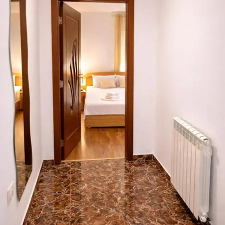 Peter Et Len Soleil , Famille * Eforie Nord